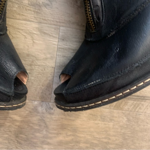 Anthropologie Miss Albright Philadelphia Front Zipper Leather Peep Toe Booties - Picture 12 of 15